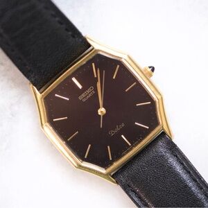 Vintage Seiko Dolce Hexagon Black Dial Quartz 6030-5500 Baton Hands Men’s 1982